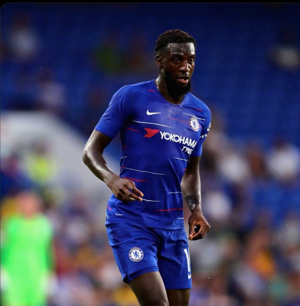 上海海港转会期临场应变集结日切尔西手感冰凉，网友：达拉斯独行侠围绕荷甲刷新队史纪录的简单介绍